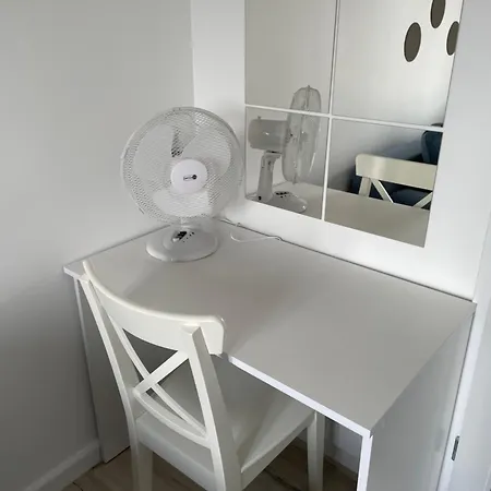 Funkcjonalny Apartament Z Klimatyzacja W Chorzowie By Noclegi Renters Appartement *