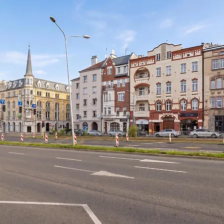 Appartement Funkcjonalny Apartament Z Klimatyzacja W Chorzowie By Noclegi Renters *